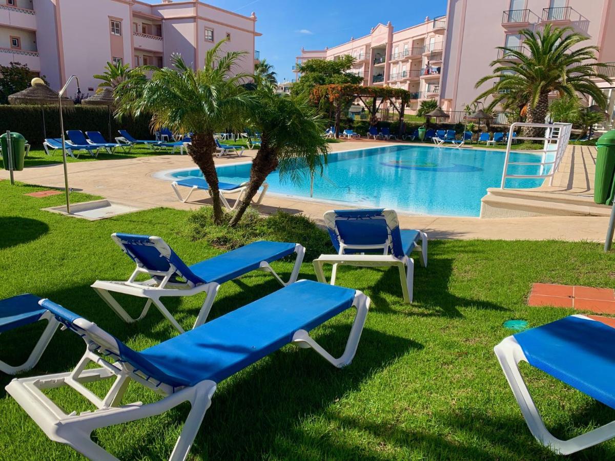 St. James Beach & Pool Apartment Praia Da Luz Bagian luar foto