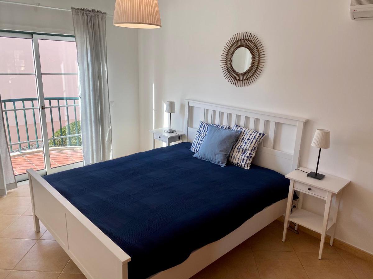 St. James Beach & Pool Apartment Praia Da Luz Bagian luar foto